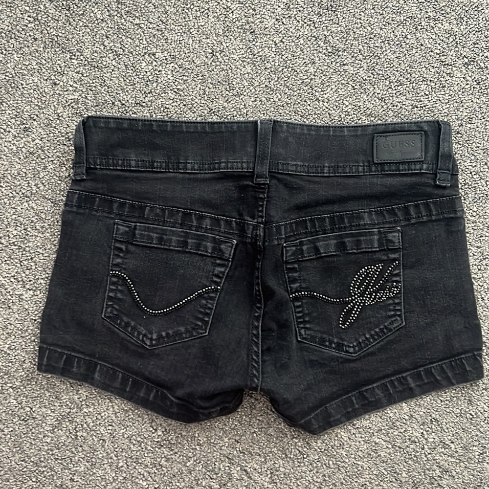 Shorts - Picture 2 of 5